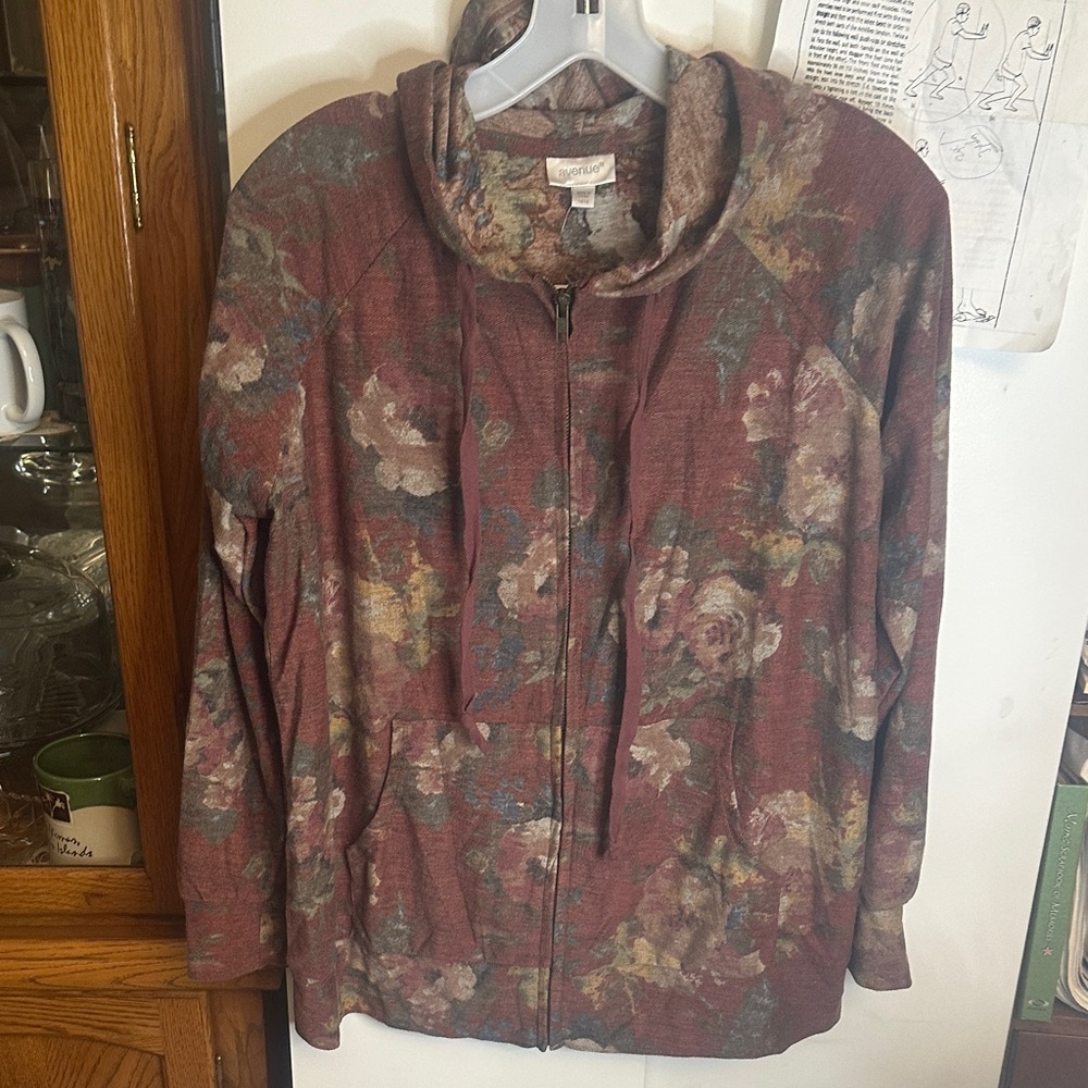 Avenue Multicolor Patterned Hoodie
